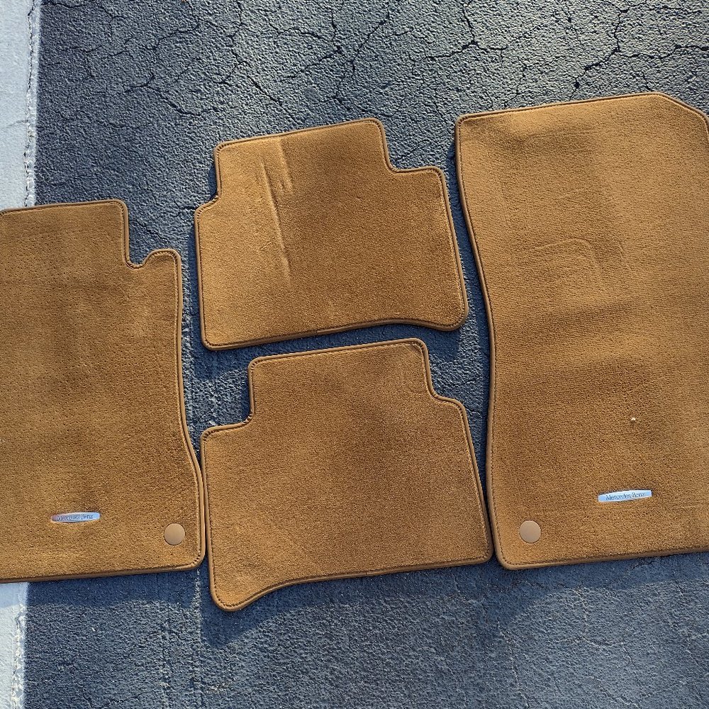 Mercedes E350 floor mats
